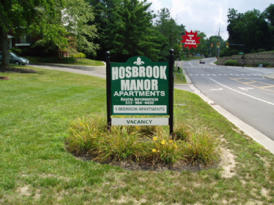 Hosbrook Manor Sign.jpg